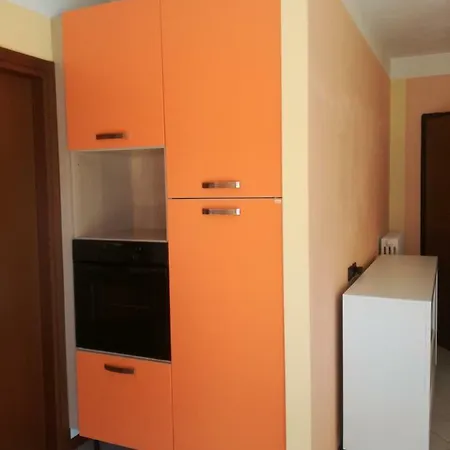 - Via Daste E Spalenga 5 * Bergamo